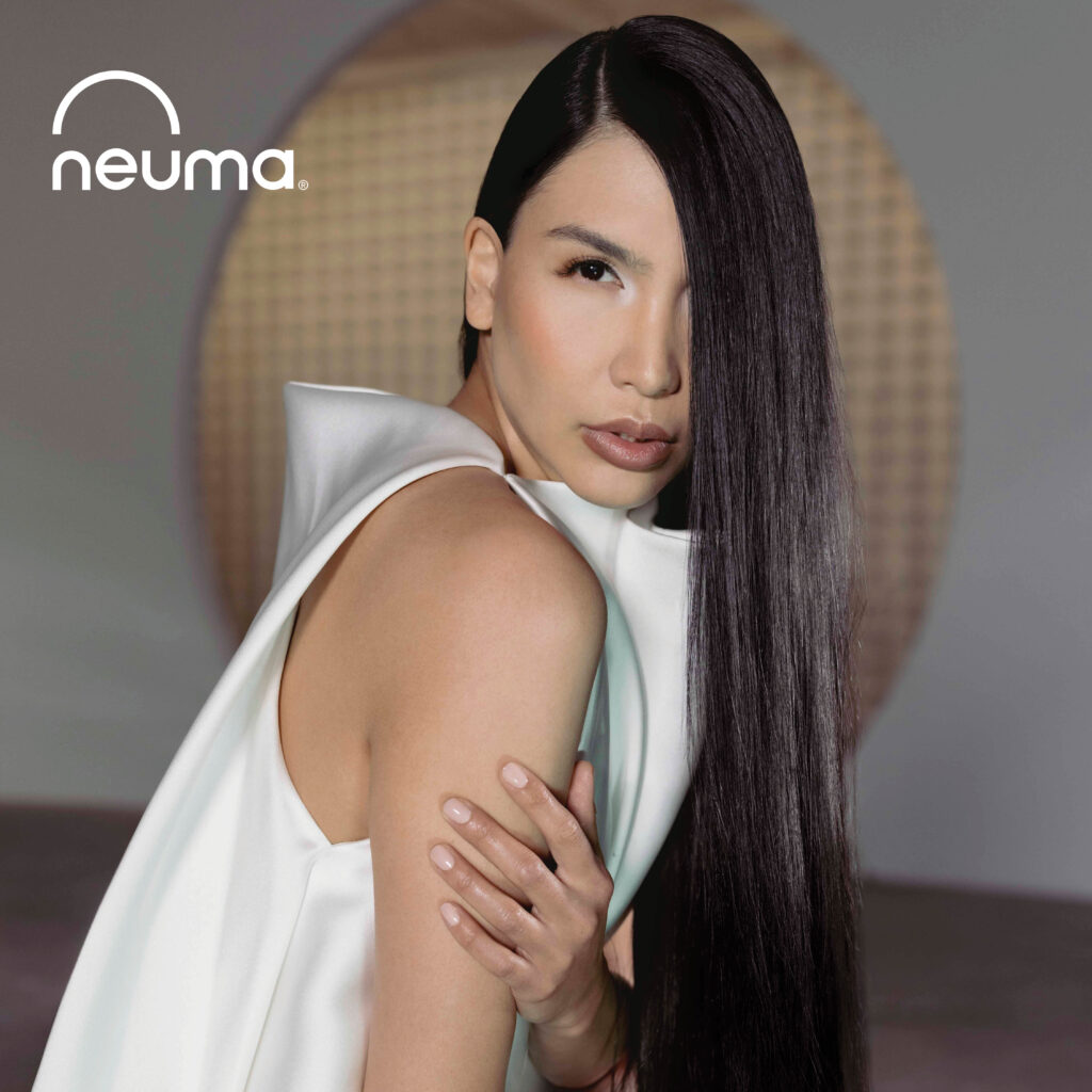 Neuma – Model – Social Post